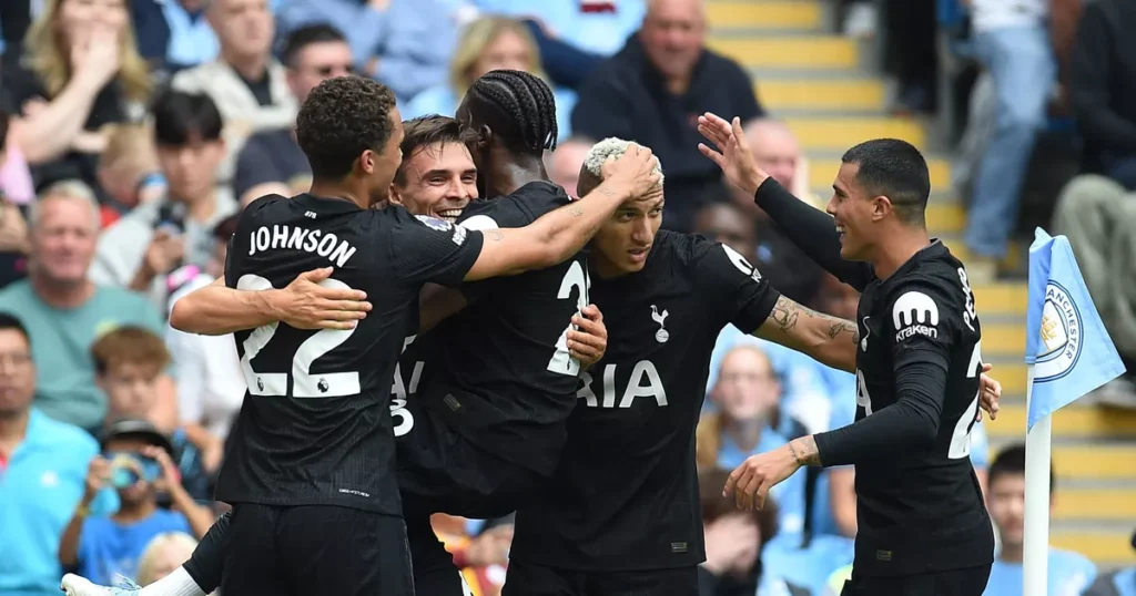 Tottenham stun Manchester City